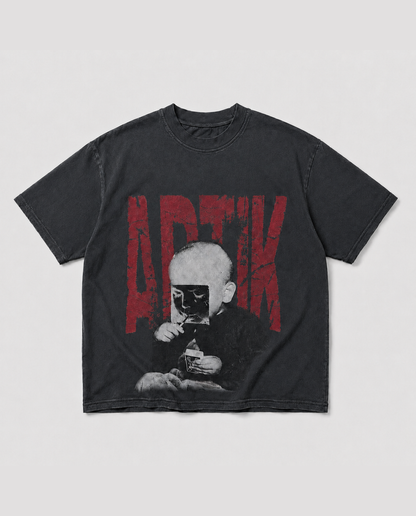 The Child - Oversized T-shirt